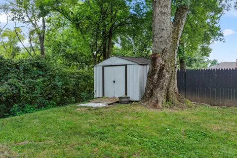 Exterior - 2361 Galbraith Rd, Cincinnati, OH 45237 photo 11 of 12