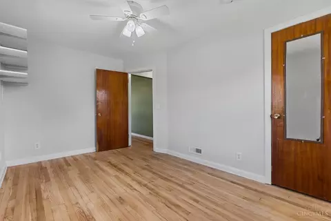 Bedroom - 2361 Galbraith Rd, Cincinnati, OH 45237 photo 3 of 6