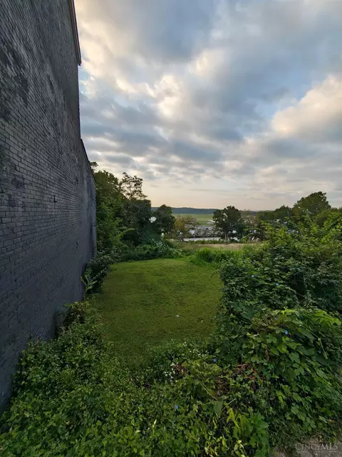4323 Eastern Ave, Cincinnati, OH 45226 photo 2