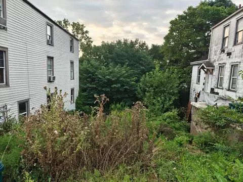 4263 Eastern Ave, Cincinnati, OH 45226 photo 2