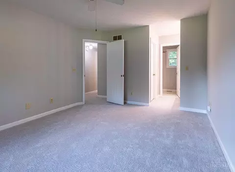 Bedroom - 1990 Miles Rd, Cincinnati, OH 45231 photo 2 of 4