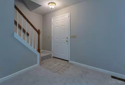 Entry Way - 1990 Miles Rd, Cincinnati, OH 45231 photo 1 of 1