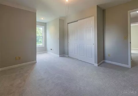 Bedroom - 1990 Miles Rd, Cincinnati, OH 45231 photo 3 of 4