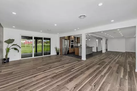 Living - 6247 Celeste Dr, Franklin, OH 45005 photo 8 of 8