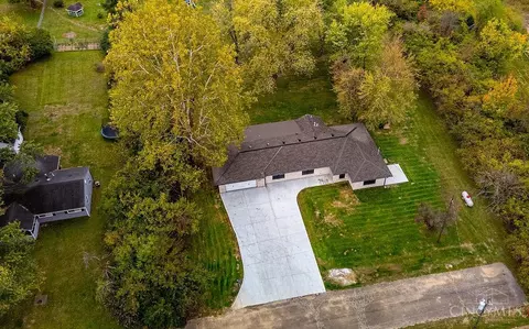 View/Area - 6247 Celeste Dr, Franklin, OH 45005 photo 1 of 4