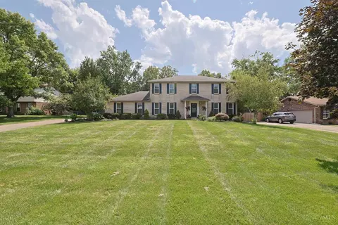 7363 Timberknoll Dr, West Chester, OH 45069