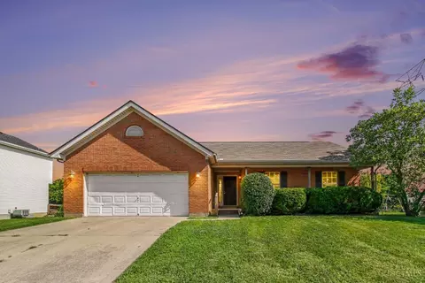 656 Parkland Dr, Cincinnati, OH 45244