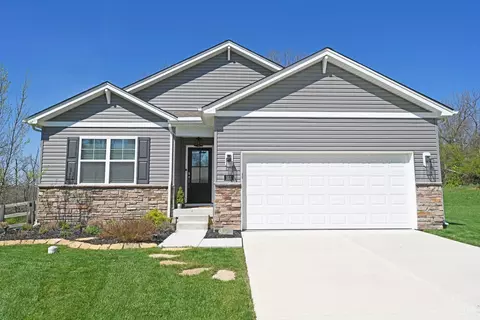 101 River Heights Dr, New Richmond, OH 45157