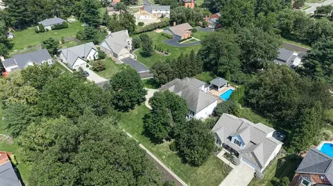 View/Area - 7265 Timberknoll Dr, Cincinnati, OH 45242 photo 3 of 6