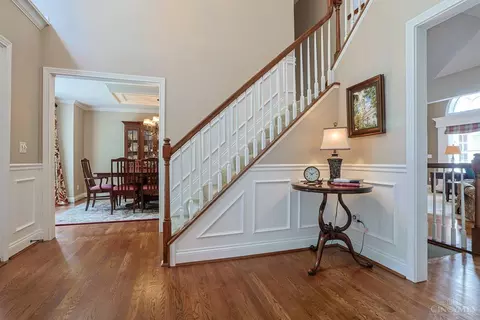 Entry Way - 7265 Timberknoll Dr, Cincinnati, OH 45242 photo 1 of 3