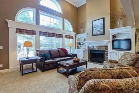 Living - 7265 Timberknoll Dr, Cincinnati, OH 45242 photo 1 of 4