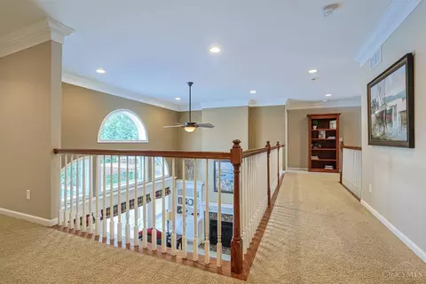 Entry Way - 7265 Timberknoll Dr, Cincinnati, OH 45242 photo 2 of 3