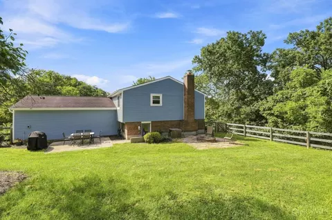 Exterior - 98 Waxwing Dr, Reading, OH 45236 photo 6 of 10