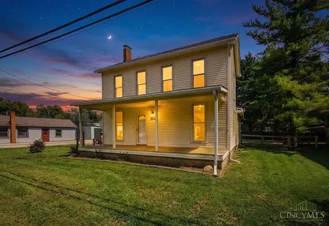 1732 Sample Rd, Oxford, OH 45056