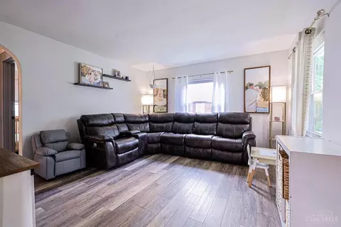 Living - 4509 Harrison Ave, Cincinnati, OH 45236 photo 1 of 2