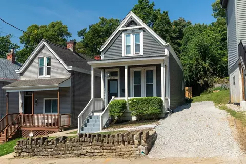 Exterior - 2621 Hackberry St, Cincinnati, OH 45206 photo 3 of 9