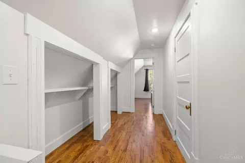Entry Way - 2621 Hackberry St, Cincinnati, OH 45206 photo 1 of 1