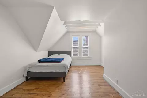 Bedroom - 2621 Hackberry St, Cincinnati, OH 45206 photo 6 of 6