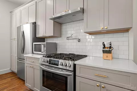 Kitchen - 2621 Hackberry St, Cincinnati, OH 45206 photo 6 of 6