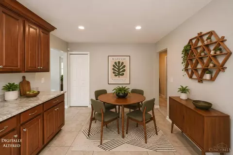 Dining - 3919 Belfast Ave, Cincinnati, OH 45236 photo 1 of 1