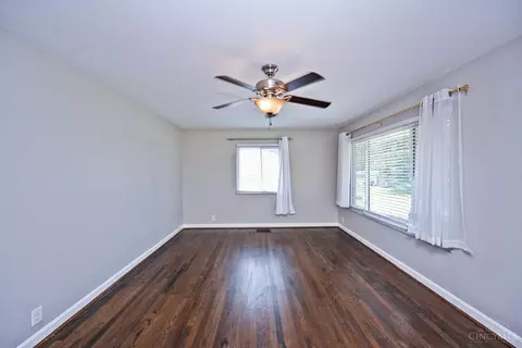 Living - 3919 Belfast Ave, Cincinnati, OH 45236 photo 5 of 10