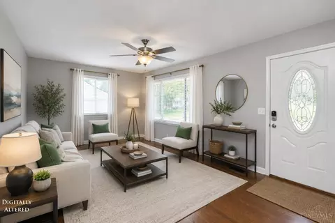 Living - 3919 Belfast Ave, Cincinnati, OH 45236 photo 3 of 10