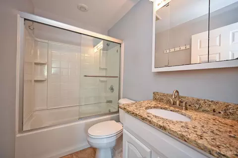 Bath - 3919 Belfast Ave, Cincinnati, OH 45236 photo 1 of 5