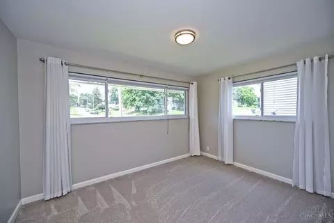 Bedroom - 3919 Belfast Ave, Cincinnati, OH 45236 photo 5 of 19