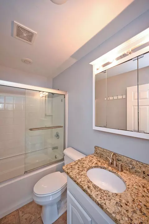 Bath - 3919 Belfast Ave, Cincinnati, OH 45236 photo 2 of 5