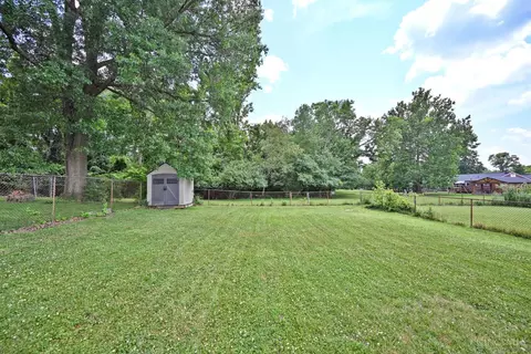 Exterior - 3919 Belfast Ave, Cincinnati, OH 45236 photo 3 of 15