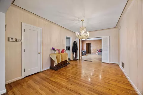 Entry Way - 6325 Elm View Pl, Cincinnati, OH 45216 photo 1 of 2