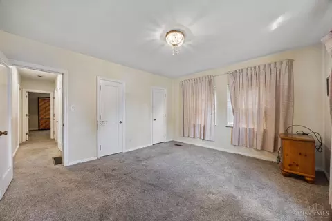 Bedroom - 6325 Elm View Pl, Cincinnati, OH 45216 photo 2 of 5