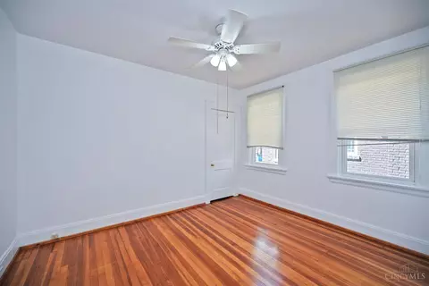 Bedroom - 141 Nansen St, Cincinnati, OH 45216 photo 2 of 10