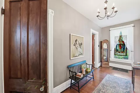 Entry Way - 1505 Aster Pl, Cincinnati, OH 45224 photo 5 of 10
