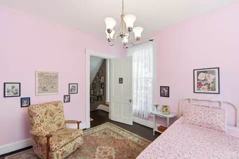 Bedroom - 1505 Aster Pl, Cincinnati, OH 45224 photo 6 of 8