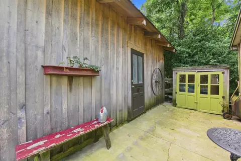 Exterior - 1505 Aster Pl, Cincinnati, OH 45224 photo 11 of 18