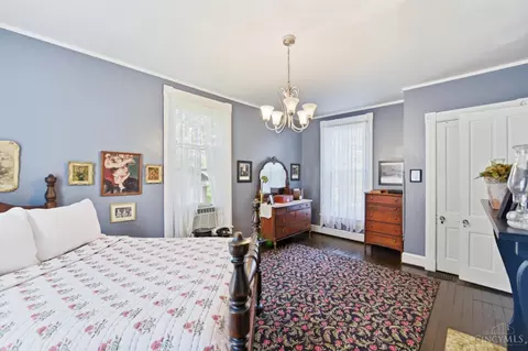 Bedroom - 1505 Aster Pl, Cincinnati, OH 45224 photo 1 of 8