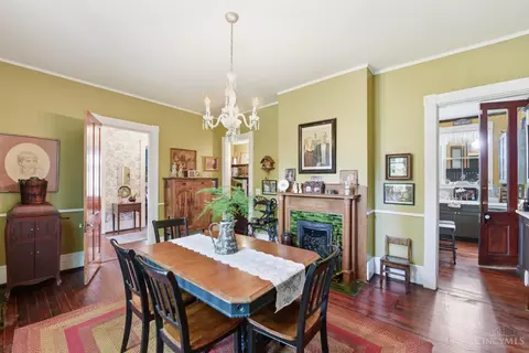 Dining - 1505 Aster Pl, Cincinnati, OH 45224 photo 3 of 4