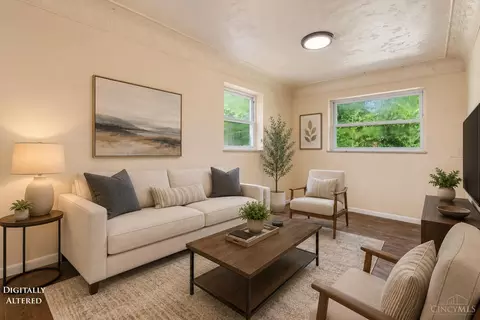 6100 Fordham Pl, Cincinnati, OH 45213 photo 2