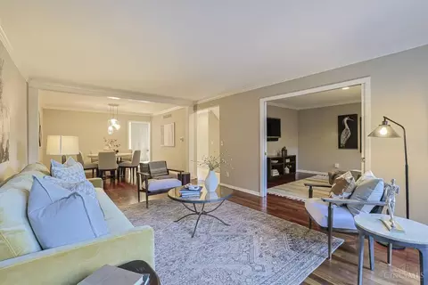 Living - 3486 Forestoak Ct, Cincinnati, OH 45208 photo 2 of 5