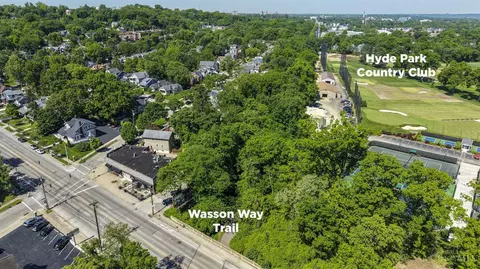 View/Area - 3486 Forestoak Ct, Cincinnati, OH 45208 photo 3 of 10