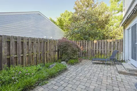 Exterior - 3486 Forestoak Ct, Cincinnati, OH 45208 photo 2 of 8