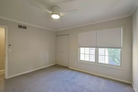 Bedroom - 3486 Forestoak Ct, Cincinnati, OH 45208 photo 6 of 7