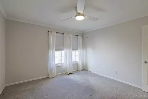 Bedroom - 3486 Forestoak Ct, Cincinnati, OH 45208 photo 4 of 7