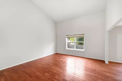 Living - 8427 Gettysburg Ln, Hamilton Township, OH 45039 photo 1 of 4