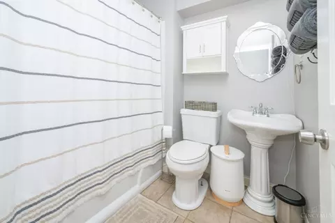 Bath - 744 Stuart Ln, Cincinnati, OH 45245 photo 1 of 2