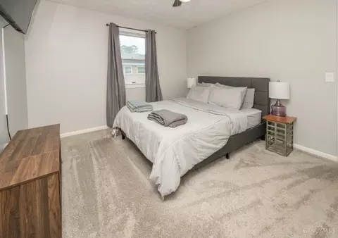 Bedroom - 744 Stuart Ln, Cincinnati, OH 45245 photo 2 of 4