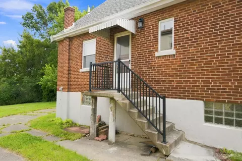 Exterior - 4056 Mcfarran Ave, Cheviot, OH 45211 photo 4 of 6
