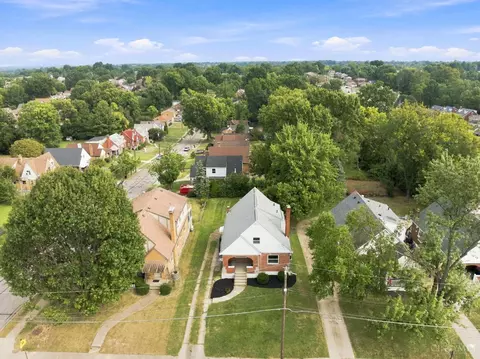 View/Area - 4056 Mcfarran Ave, Cheviot, OH 45211 photo 1 of 2