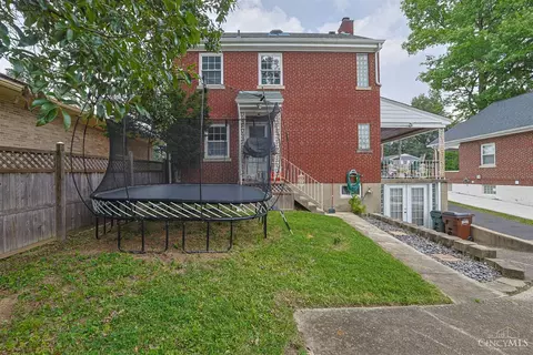 Exterior - 1737 Madison Ave, Cincinnati, OH 45231 photo 9 of 9